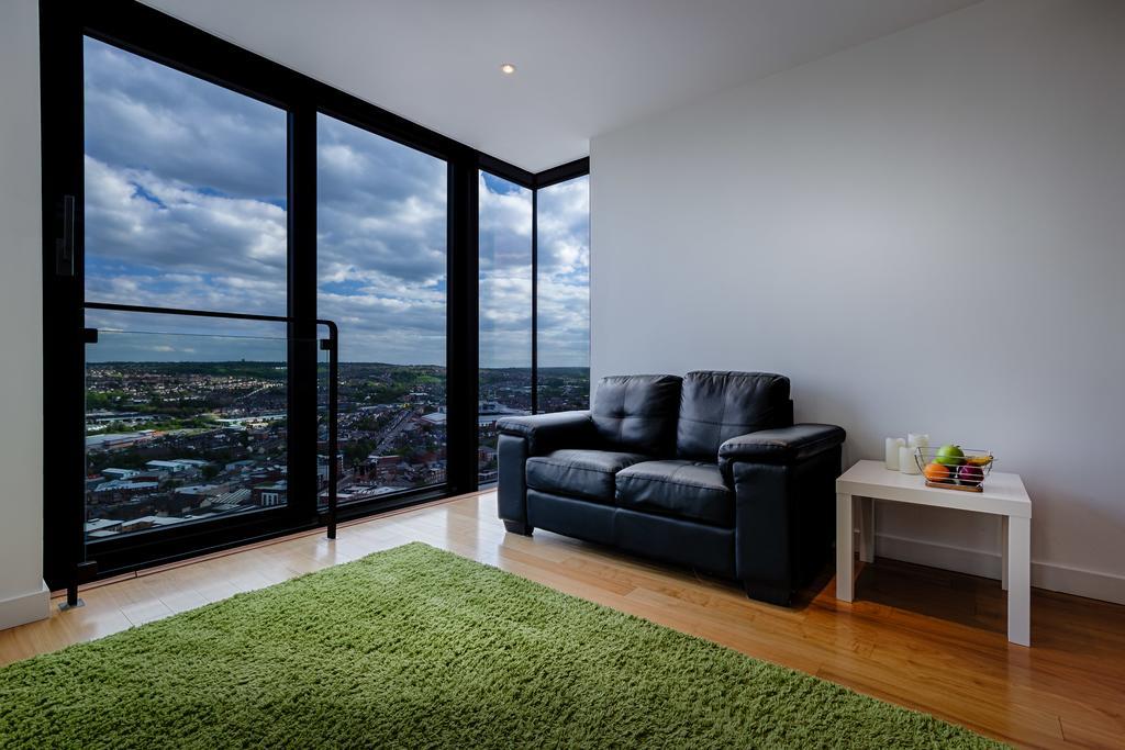 Halo Serviced Apartments - St Pauls Sheffield Room photo